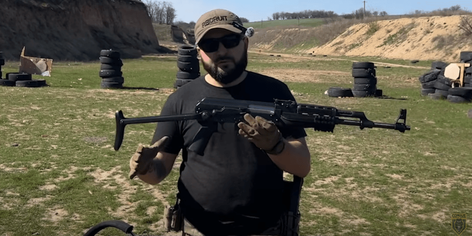 оружие ВС РФ, автомат Type 56-1, трофейный автомат, китайский автомат, вооружение ВС РФ, вооружение ВС РФ