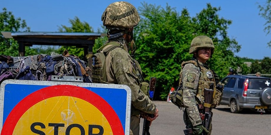 блокпост, війна в Україні, на блокпості
