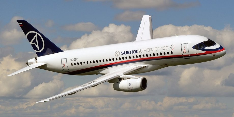 Літак Sukhoi Superjet 100
