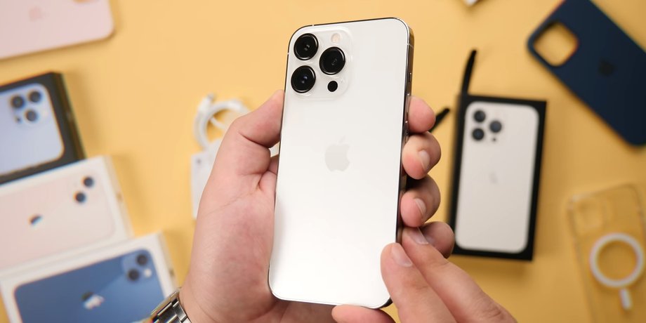 iPhone, смартфон
