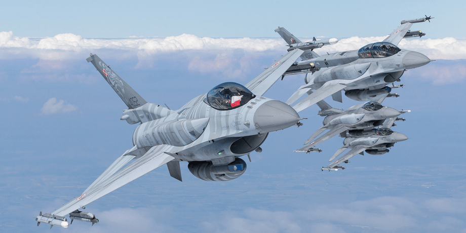 истребитель F-16, поставки истребителей F-16 в украину