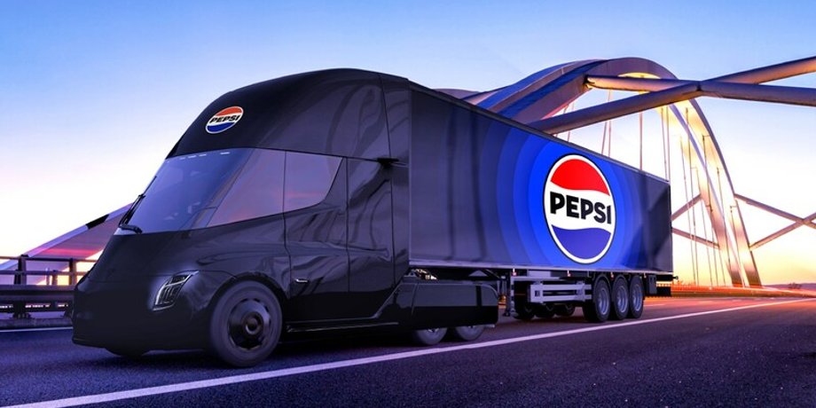 Pepsi, вантажівка, міст, реклама, бренд, напій, майбутнє