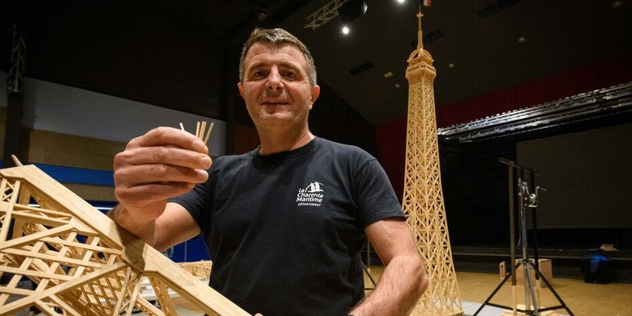 Ейфелева вежа із сірників, відомий монумент, рекорд, Книга рекордів Гіннеса, сірники, незвичайний рекорд, соцмережі