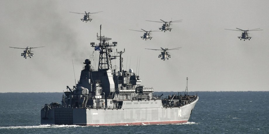 Новочеркасск корабель, Новочеркасск, підбитий корабель Новочеркаськ, бдк, Новочеркаськ бдк