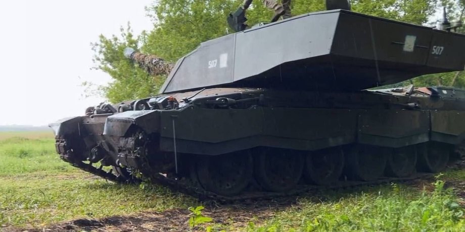 Challenger 2
