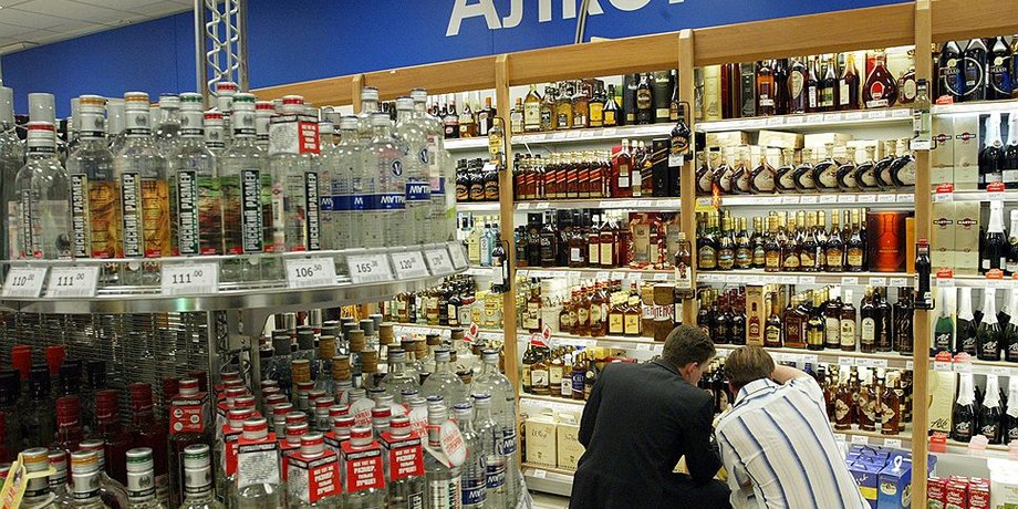 Продажа алкоголя / Фото: КоммерсантЪ