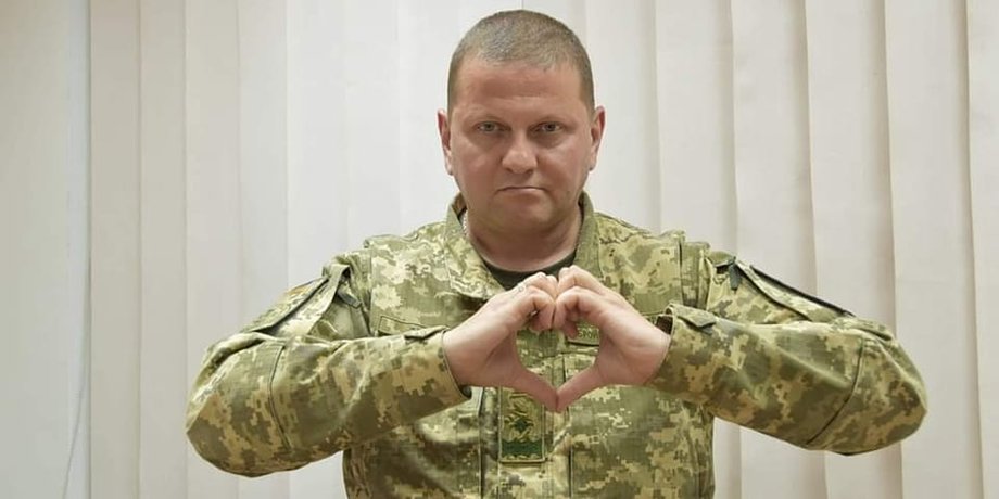 Как звезды украинского шоу-бизнеса отреагировали на увольнение Валерия Залужного