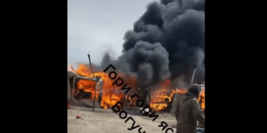 пожар на военной базе, горит палаточный лагерь на границе с украиной