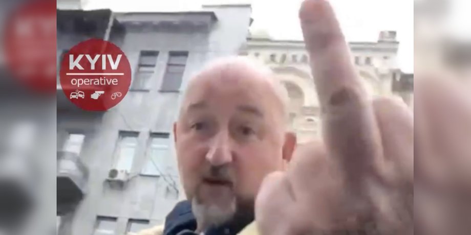 автогонщик, конфликт на дороге,
