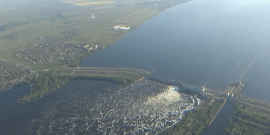 Каховка ГЕС, скидання води, підтоплення Херсонська область, Нова Каховка підтоплення
