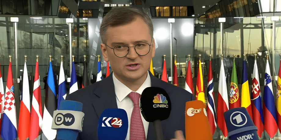 Міністр закордонних справ України, Дмитро Кулеба, МЗС, Угорщина, ЄС, допомога, фото