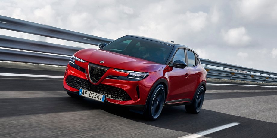 Alfa Romeo Junior Veloce, Alfa Romeo Junior, Alfa Romeo, кроссовер Alfa Romeo, электромобиль Alfa Romeo