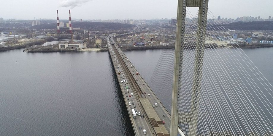 фото Південного мосту у Києві
