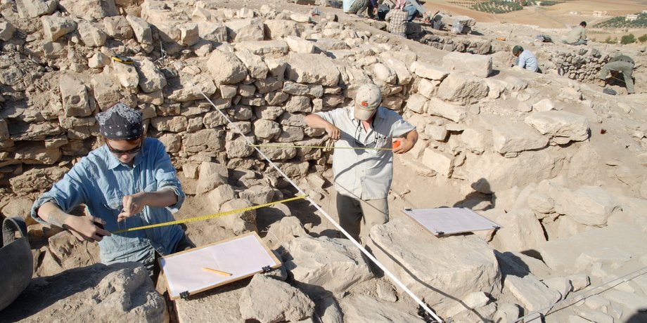 Фото пользователя Dhiban Excavation and Development Project на Flickr