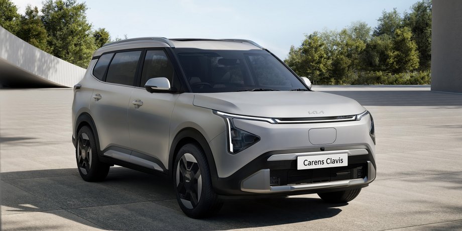 Kia Carens, новый Kia Carens, Kia Carens Clavis, минивэн Kia, электромобиль Kia