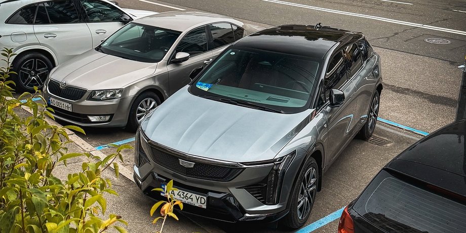 новый Cadillac Optiq