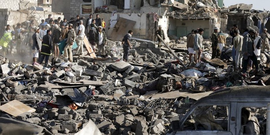 Последствия авиаударов в Йемене / Фото: Reuters