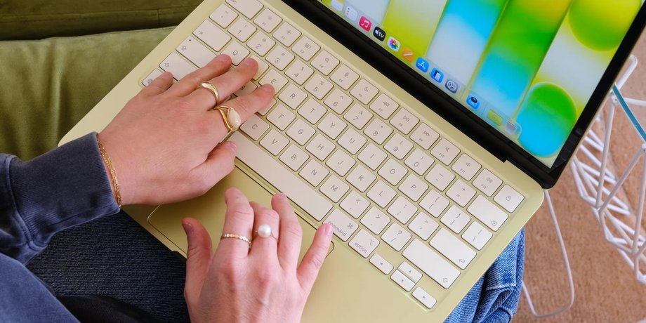 MacBook Neo ноутбук Apple