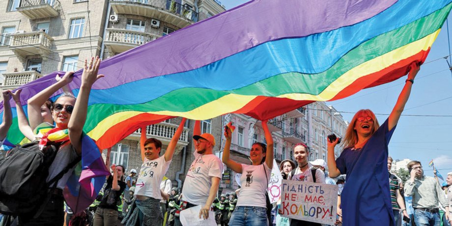 В Украине проводят марши в поддержку ЛГБТ-сообществ