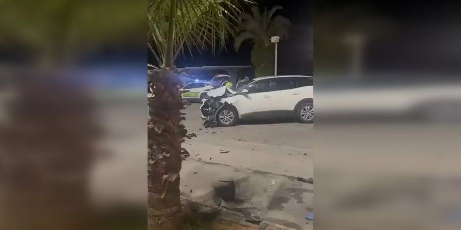 розтрощений автомобіль внаслідок ДТП за участі Асії Мачкалян у Туреччині