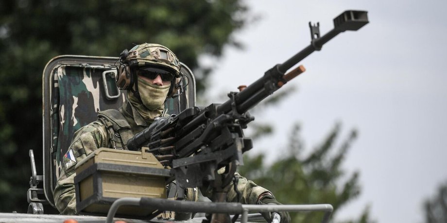 Боец ВС РФ на фронте фото