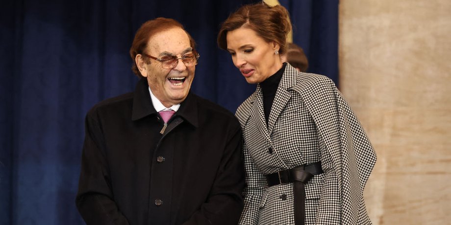 Александра Николаенко была замечена на инаугурации Трампа со своим 89-летним мужем-миллионером