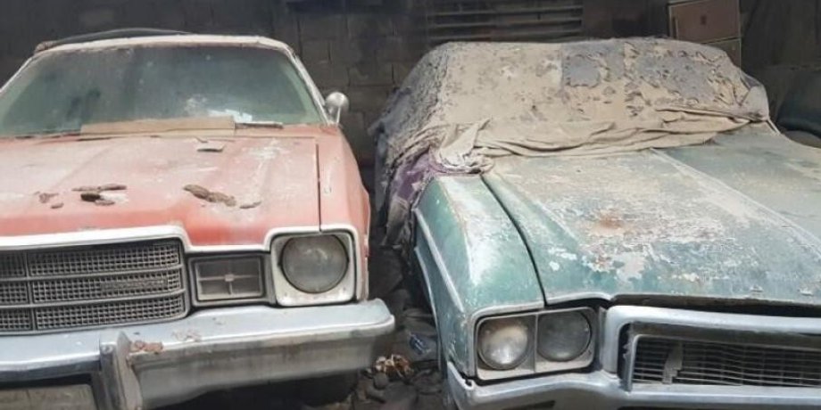 Бахрейн, заброшенная коллекция классических авто в Бахрейне