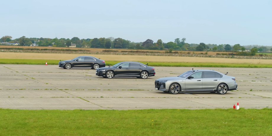 BMW 7 Series, Mercedes-Benz S-Class, Audi A8, Гонка, Заезд, Драг-рейсинг, Авто, Автомобили, Седаны, Видео