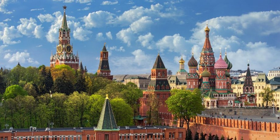 Без туристів і церемоній: Кремль змінює режим на 9 травня