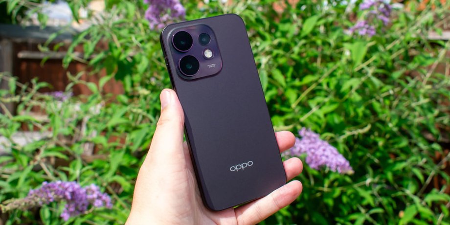 Смартфон Oppo Reno 16