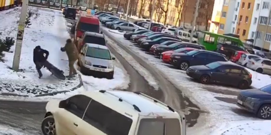 Инцидент в ТЦК, ТЦК Харьков 25 февраля, ТЦК велосипедист, ссора с ТЦК, конфликт с ТЦК, мобилизация ТЦК, ТЦК и СЗЧ, ТЦК и СЗЧ