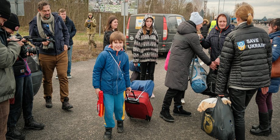 Повернення дітей