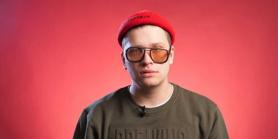 Олександр Сас скандал стендап комік жарти жінки військовослужбовці армія ЗСУ