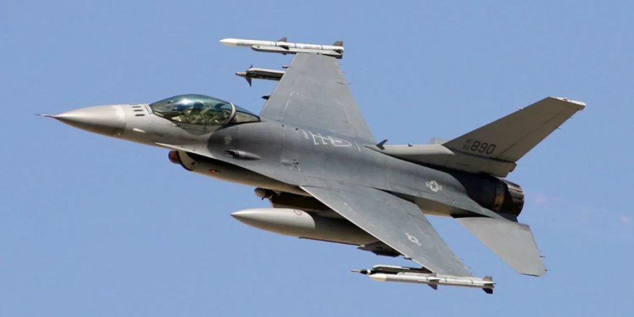 Винищувач F-16