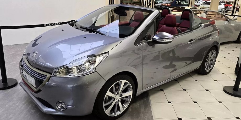 Peugeot 208 Cabriolet, Peugeot 208, кабріолет Peugeot