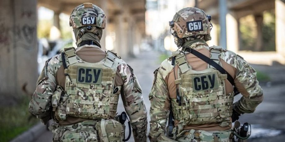 фото двух военнослужащих СБУ