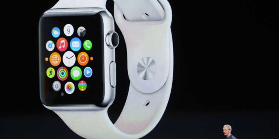 Тим Кук на презентации Apple Watch / Фото: Getty Images