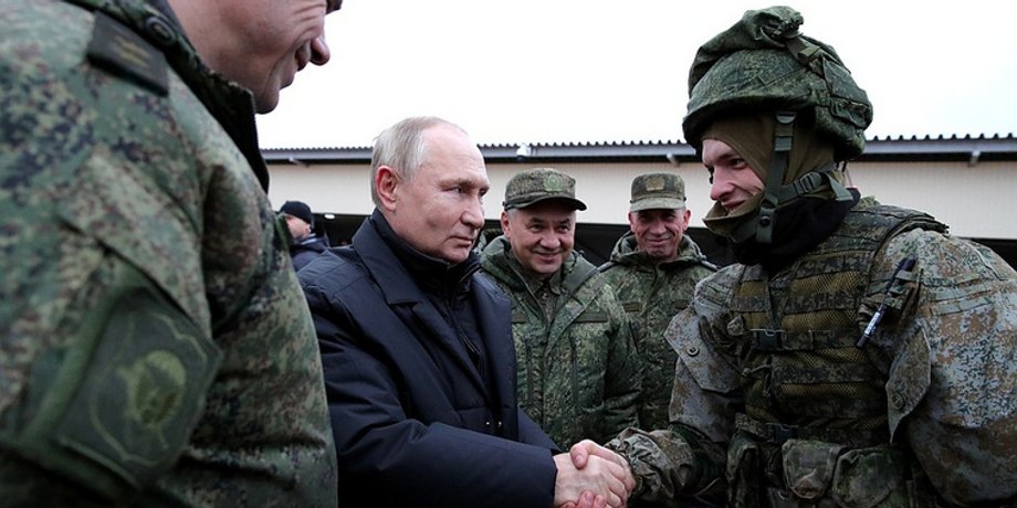 путин и военные ЗС РФ