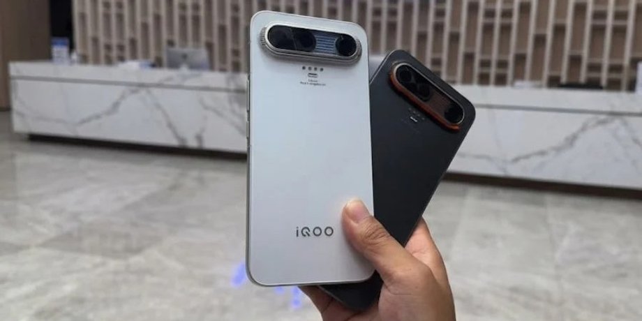 Смартфони iQOO X