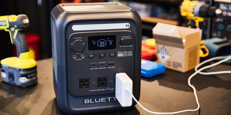 Зарядная станция Bluetti Elite 100 Mini