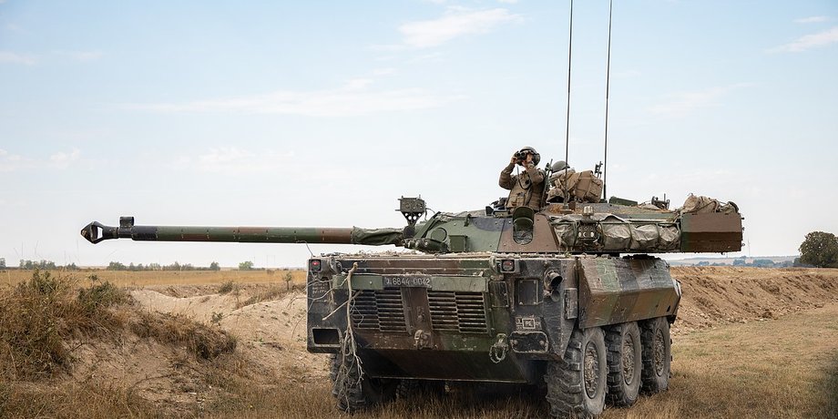 Бронемашина AMX-10, фото