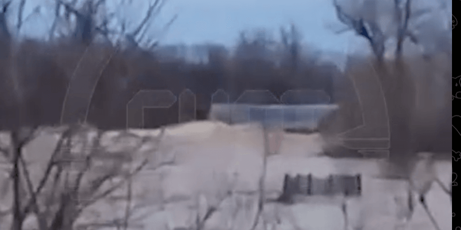 Прорив дамби в Орську, ситуація в орську, в росії прорвало дамбу, селище нікель, в росії евакуація через паводок