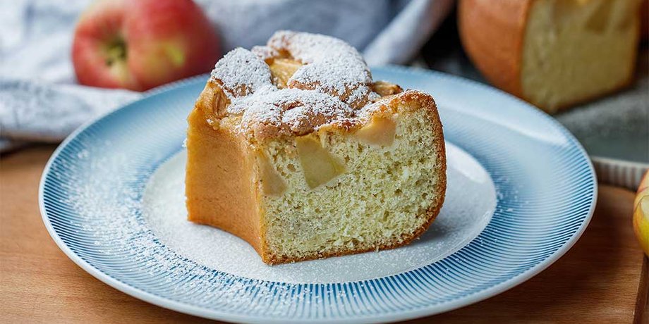 Шарлотка с яблоками, шарлотка рецепт, рецепт пирога с яблоками, легкий рецепт шарлотки
