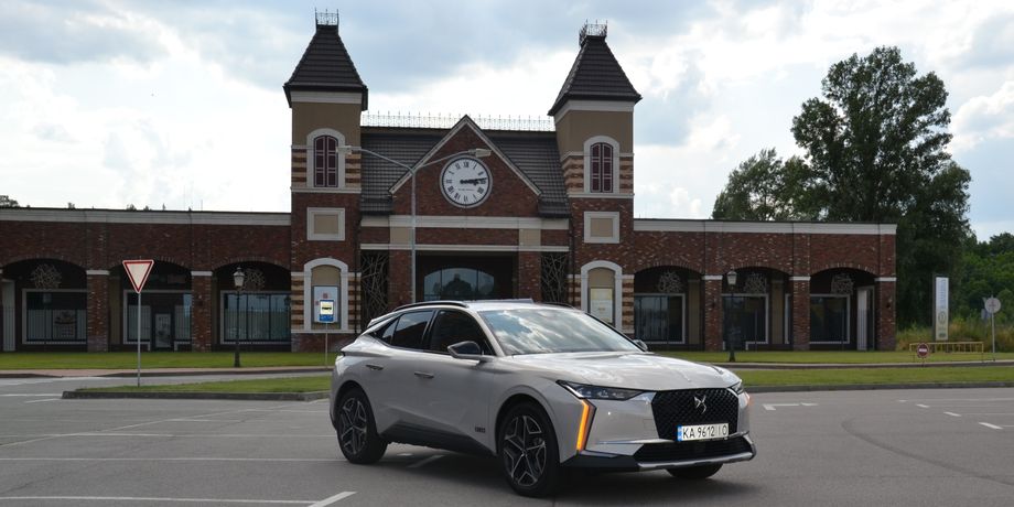 кроссовер дс4, DS 4, новый DS 4, DS 4 2023, DS 4 в Украине