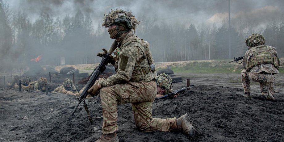 украинский защитник, боец, ВСУ, украинская армия, боевые действия