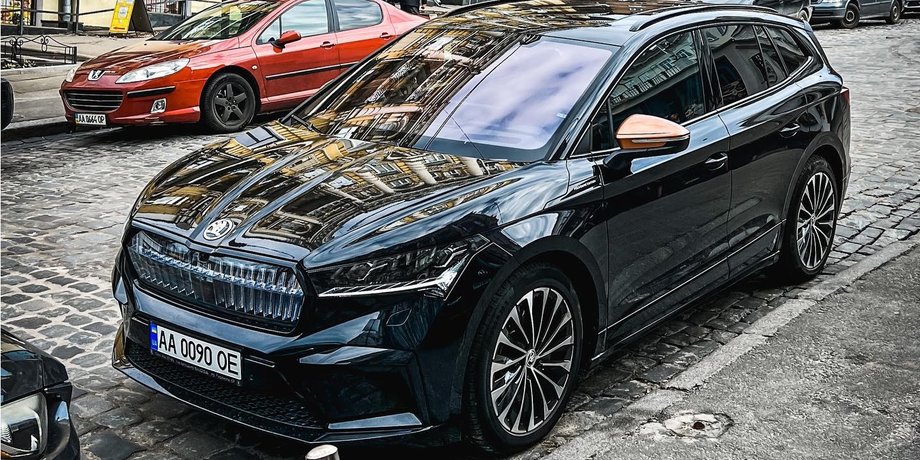 Skoda Enyaq iV Founders Edition, Skoda Enyaq iV, электромобиль Skoda Enyaq, кроссовер Skoda Enyaq, Skoda Enyaq