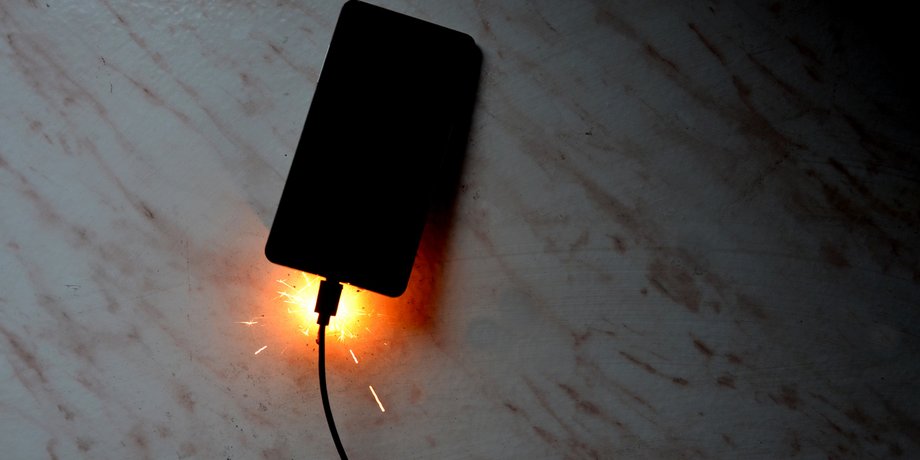 iPhone пожежа