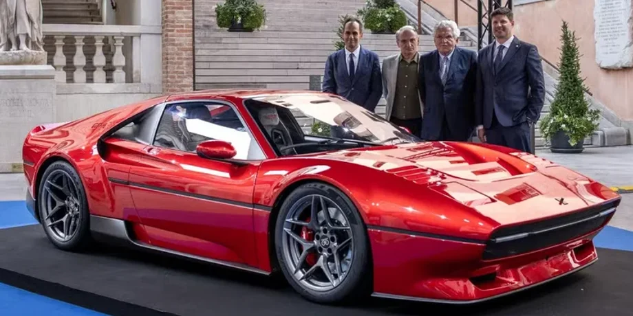 Красный спорткар Michelotto Gruppo 4 Tributo, созданный в стиле классической Ferrari 308