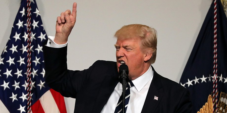 Президент США Дональд Трамп раскритиковал украинские удары по российским нефтеперерабатывающим заводам