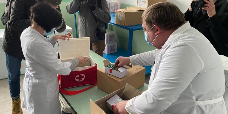 коронавирус, вакцины, врачи, перевозка